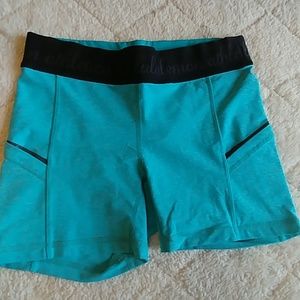 Lululemon What the Sport Shorts Size 6